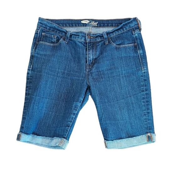 Old Navy , The Flirt , mid-rise denim shorts size 10 - Picture 1 of 4